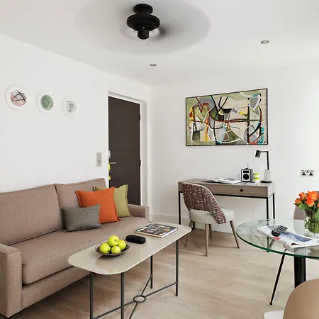 The Jubilee By Supercity Apartmanhotel