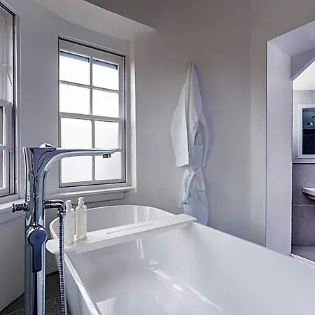 The Jubilee By Supercity Aparthotel Leeds (West Yorkshire)